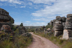 Expeditionen - Erlebnisreisen - Reisen mit Expeditions- und Erlebnisreise-Charakter - Angola - Faszinierende Landschaft